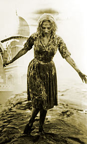 Candace Hilligoss in Carnival of Souls