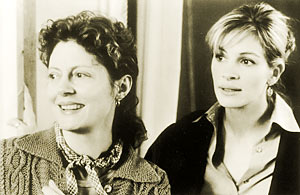 Susan Sarandon and Julia Roberts in Stepmom.